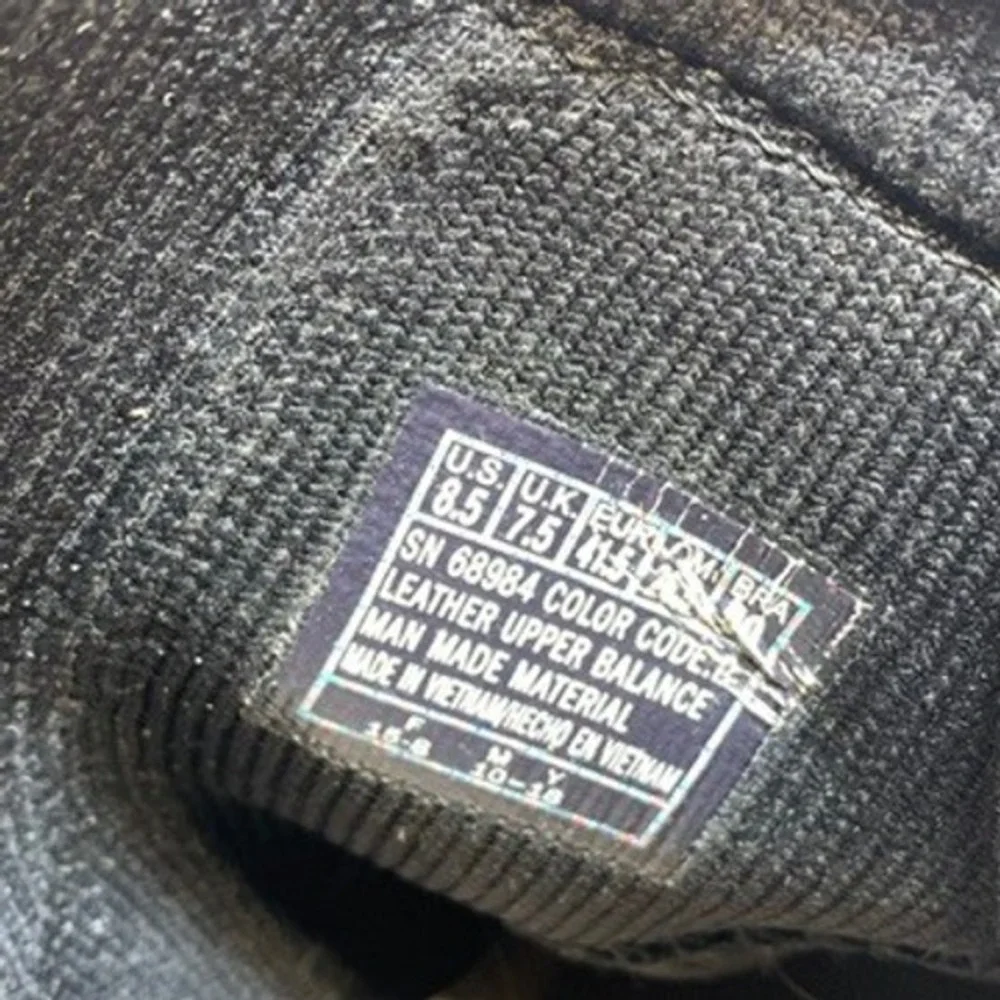 Mark Nason Mens 8.5 Chelsea Boots Nubuck LeatherBlack Gore Lug Sole‎